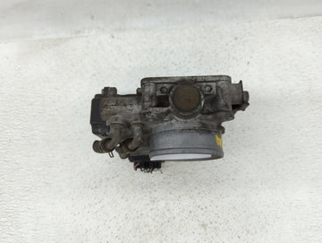 2010-2013 Honda Cr-V Throttle Body P/N:GMD7E GME1A Fits Fits 2010 2011 2012 2013 2014 OEM Used Auto Parts