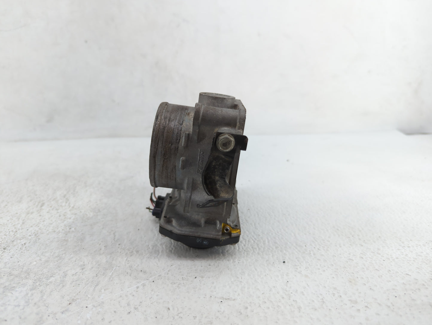 2010-2013 Honda Cr-V Throttle Body P/N:GMD7E GME1A Fits Fits 2010 2011 2012 2013 2014 OEM Used Auto Parts - Oemusedautoparts
