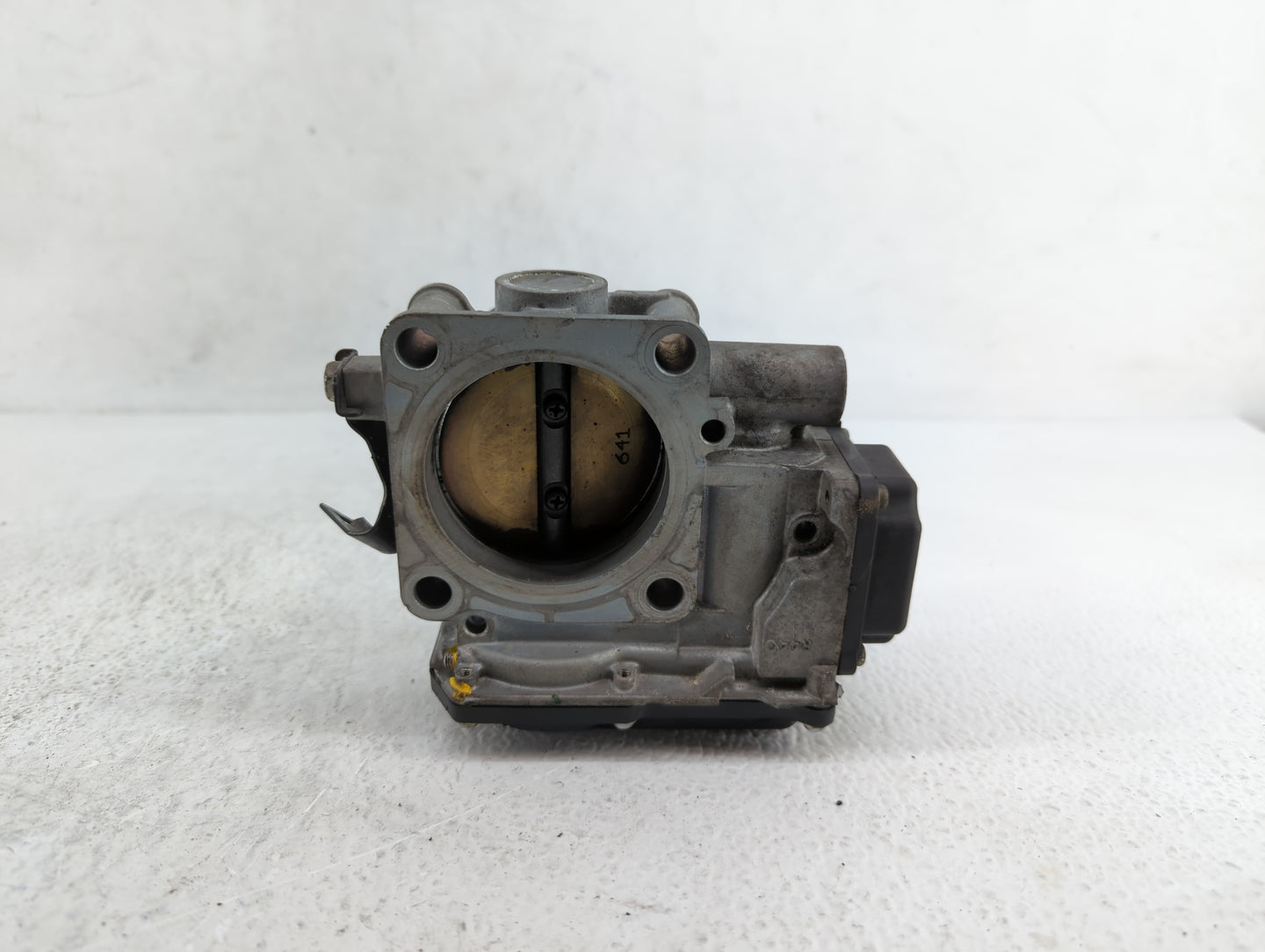 2010-2013 Honda Cr-V Throttle Body P/N:GMD7E GME1A Fits Fits 2010 2011 2012 2013 2014 OEM Used Auto Parts - Oemusedautoparts