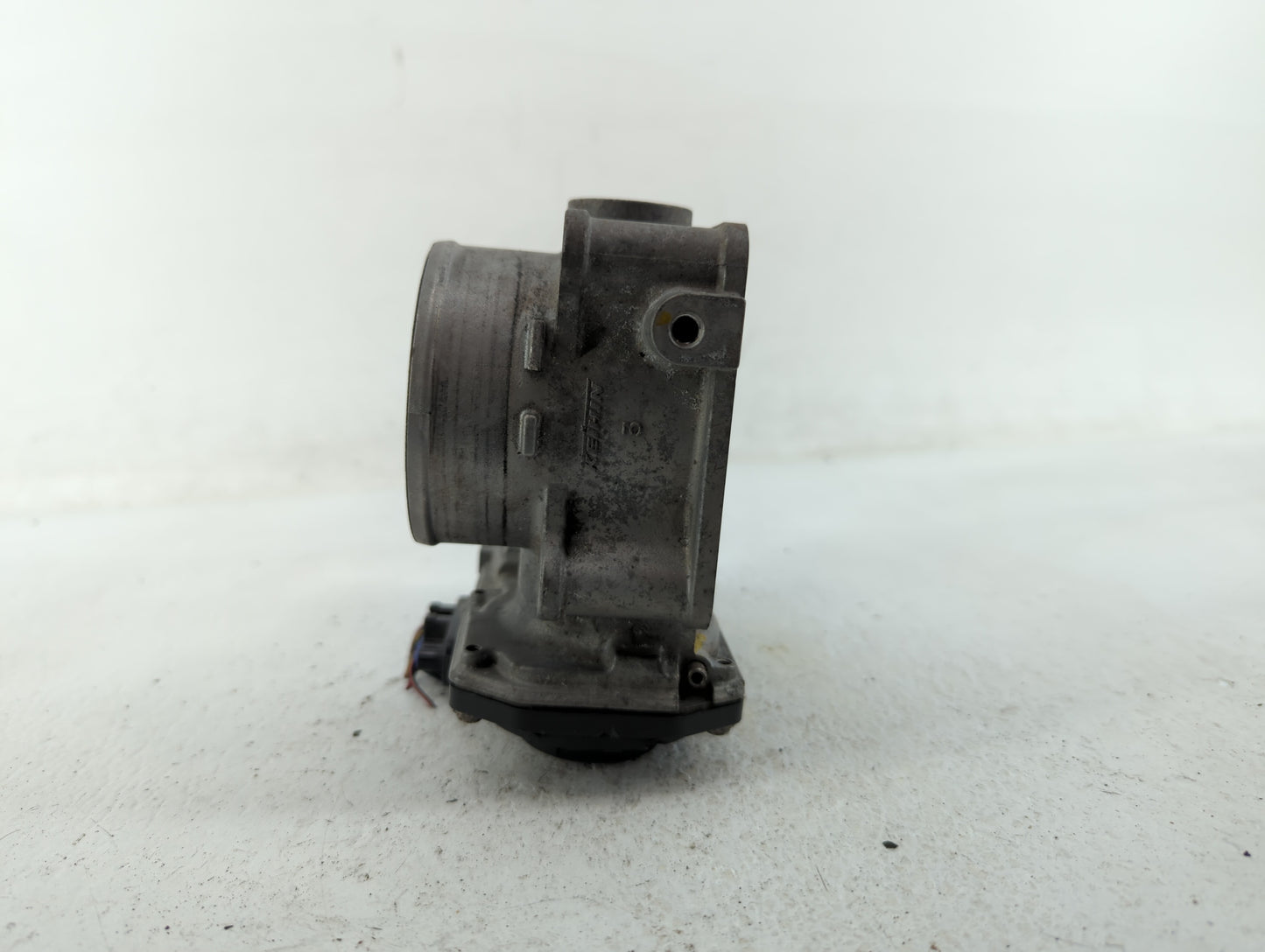 2010-2013 Honda Cr-V Throttle Body P/N:GMD7E GME1A Fits Fits 2010 2011 2012 2013 2014 OEM Used Auto Parts - Oemusedautoparts