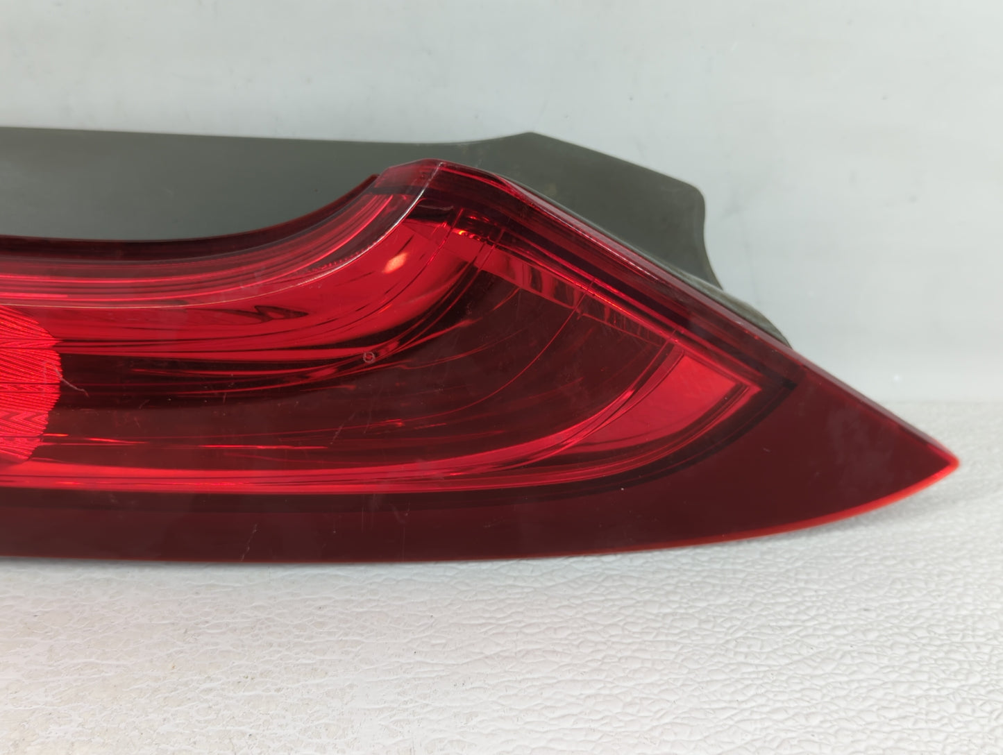 2012-2014 Honda Cr-V Tail Light Assembly Passenger Right OEM P/N:UA10CZT0AAA0 UE23CXT0AAA0, UP18BYTOAAAO Fits Fits 2012 2013