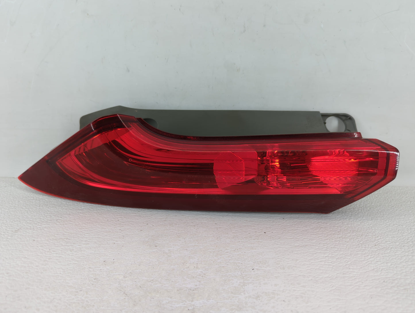 2012-2014 Honda Cr-V Tail Light Assembly Driver Left OEM P/N:UA10CXT0AAA0 UP17DX T1WX A0, UP18BXTOAAAO Fits Fits 2012 2013 2