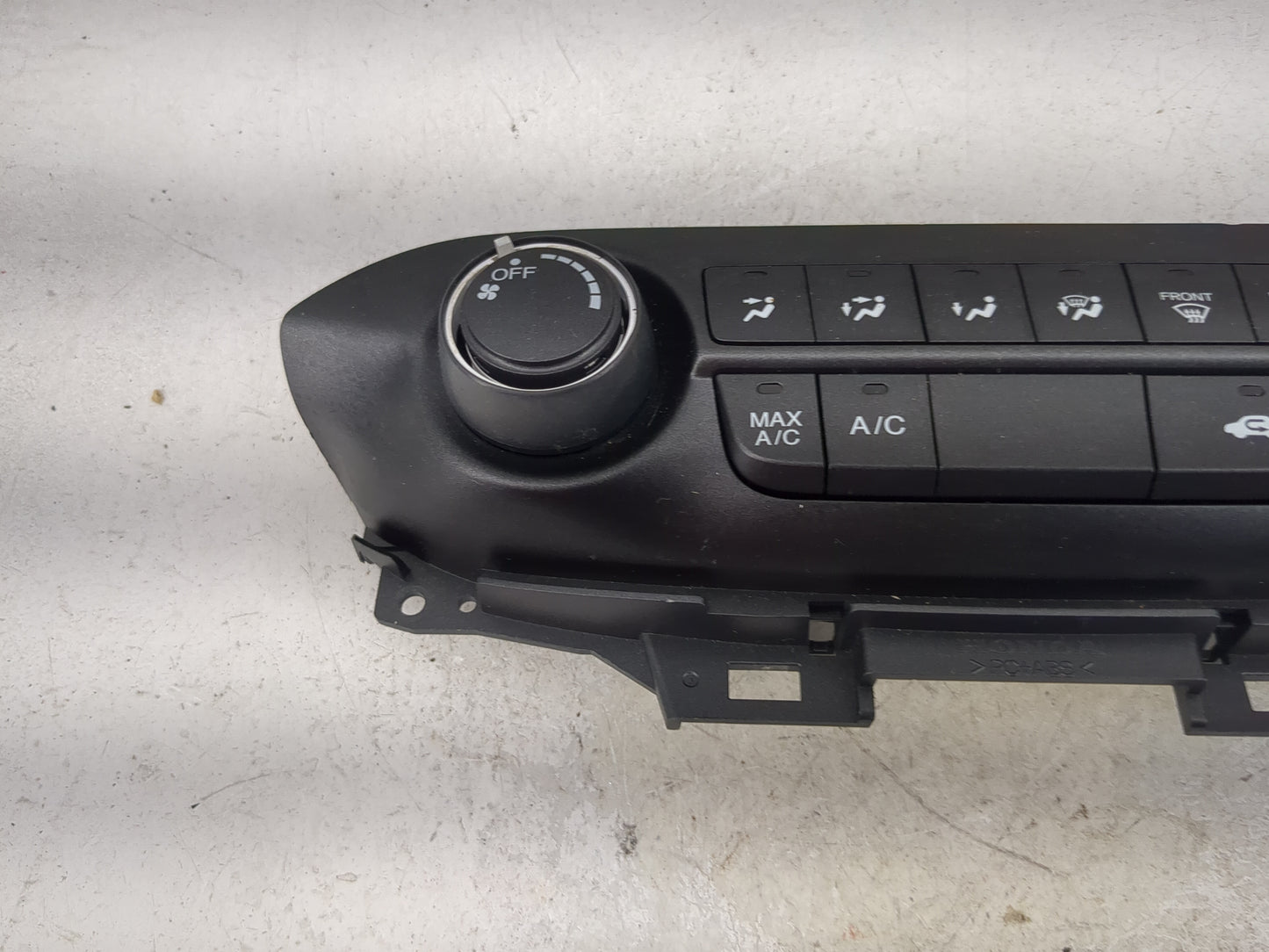 2012 Honda Cr-V Climate Control Module Temperature AC/Heater Replacement P/N:79500 T0A A0 Fits OEM Used Auto Parts - Oemused