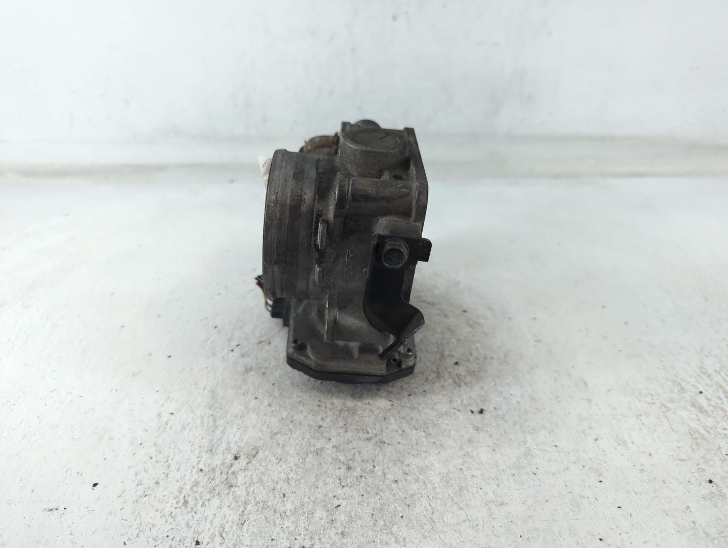 2010-2014 Honda Cr-V Throttle Body P/N:GME1A Fits Fits 2010 2011 2012 2013 2014 2015 OEM Used Auto Parts - Oemusedautoparts1