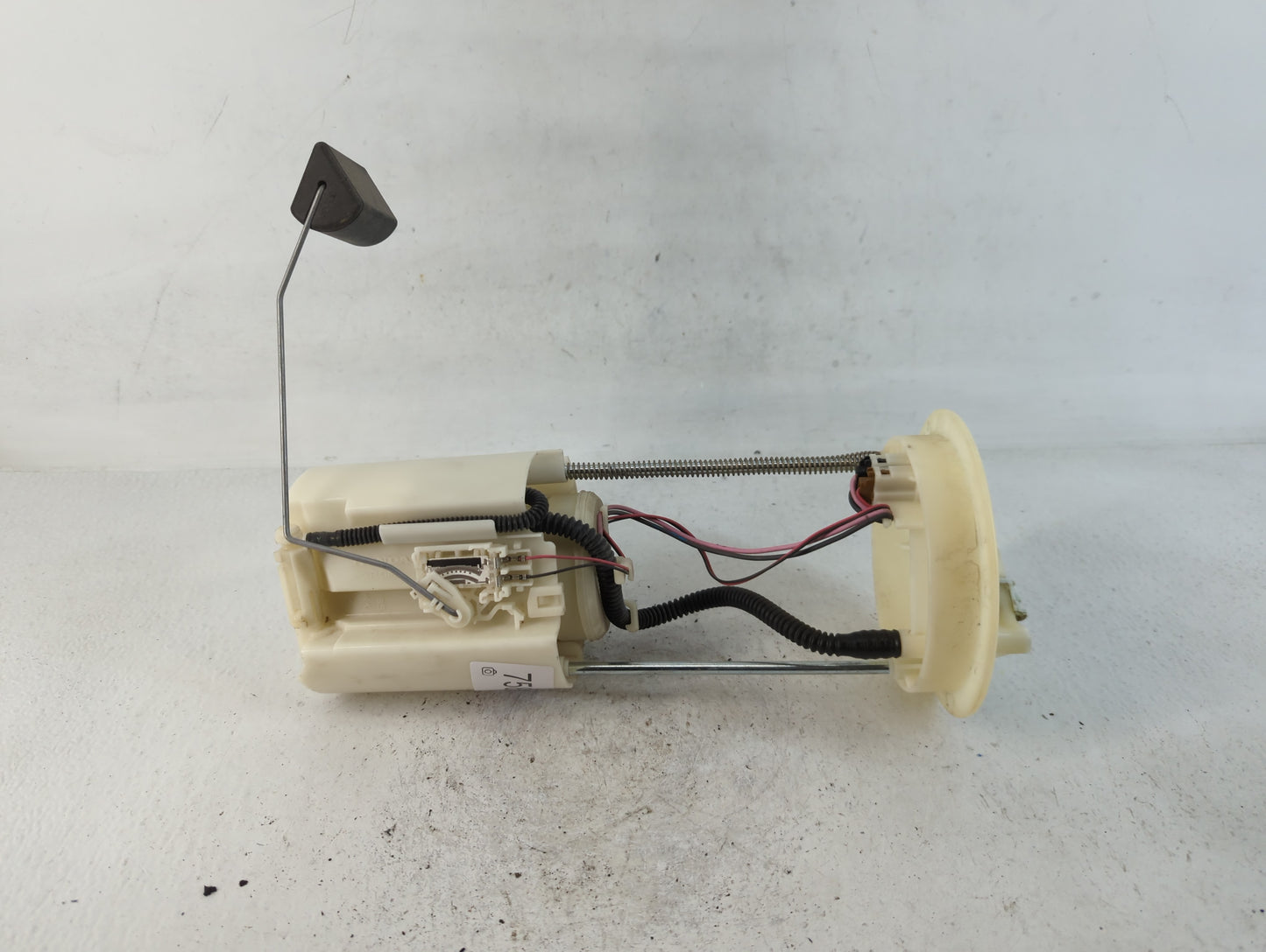 2012-2014 Honda Cr-v Electrical Gas Fuel Pump Assembly - Oemusedautoparts1.com