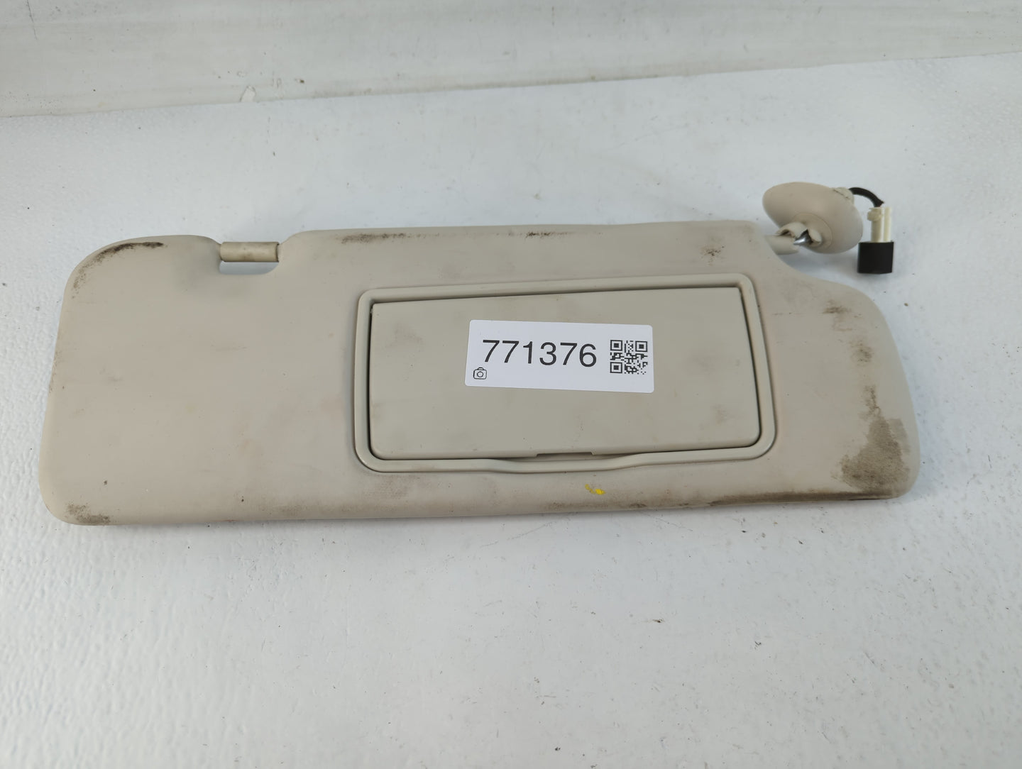 2012-2014 Honda Cr-V Sun Visor Shade Replacement Passenger Right Mirror Fits Fits 2012 2013 2014 OEM Used Auto Parts - Oemus