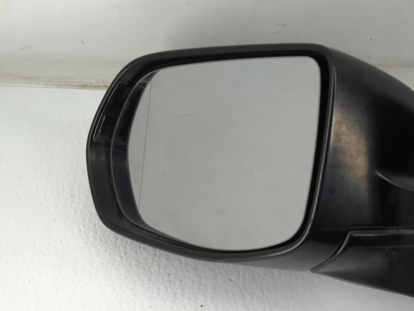2012-2016 Honda Cr-V Driver Side View Mirror - Left Door Mirror OEM Used - Oemusedautoparts1.com