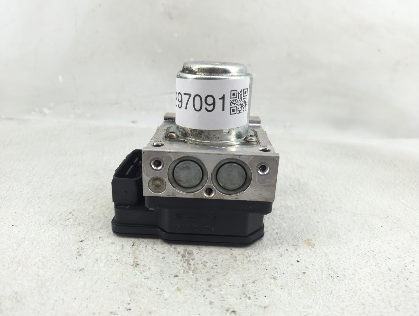 2012 Honda Crosstour ABS Pump Control Module Replacement P/N:57110-TY4-A01 Fits OEM Used Auto Parts - Oemusedautoparts1.com