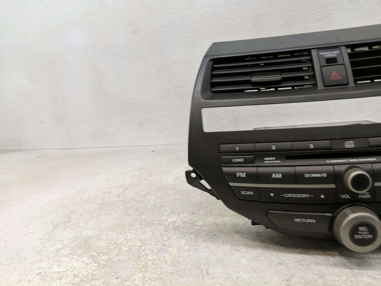 2012-2012 Honda Crosstour Radio Control Panel - Oemusedautoparts1.com