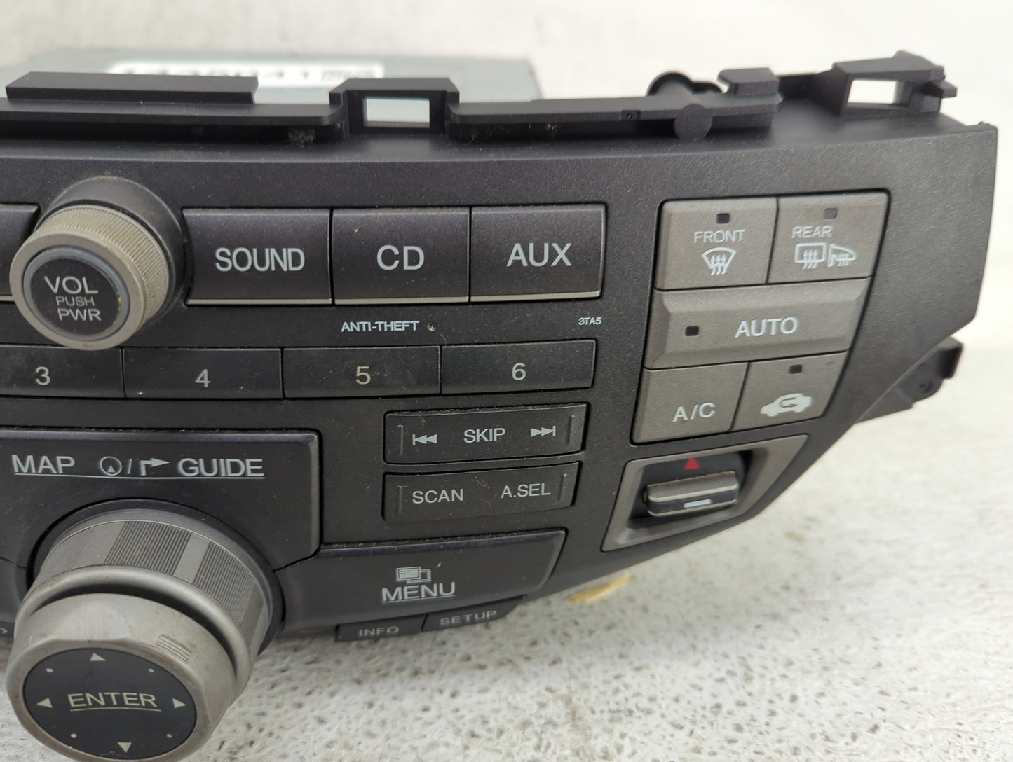 2012 Honda Crosstour Radio AM FM Cd Player Receiver Replacement P/N:79630TP6A110M1 CXE2174U023506 Fits OEM Used Auto Parts -