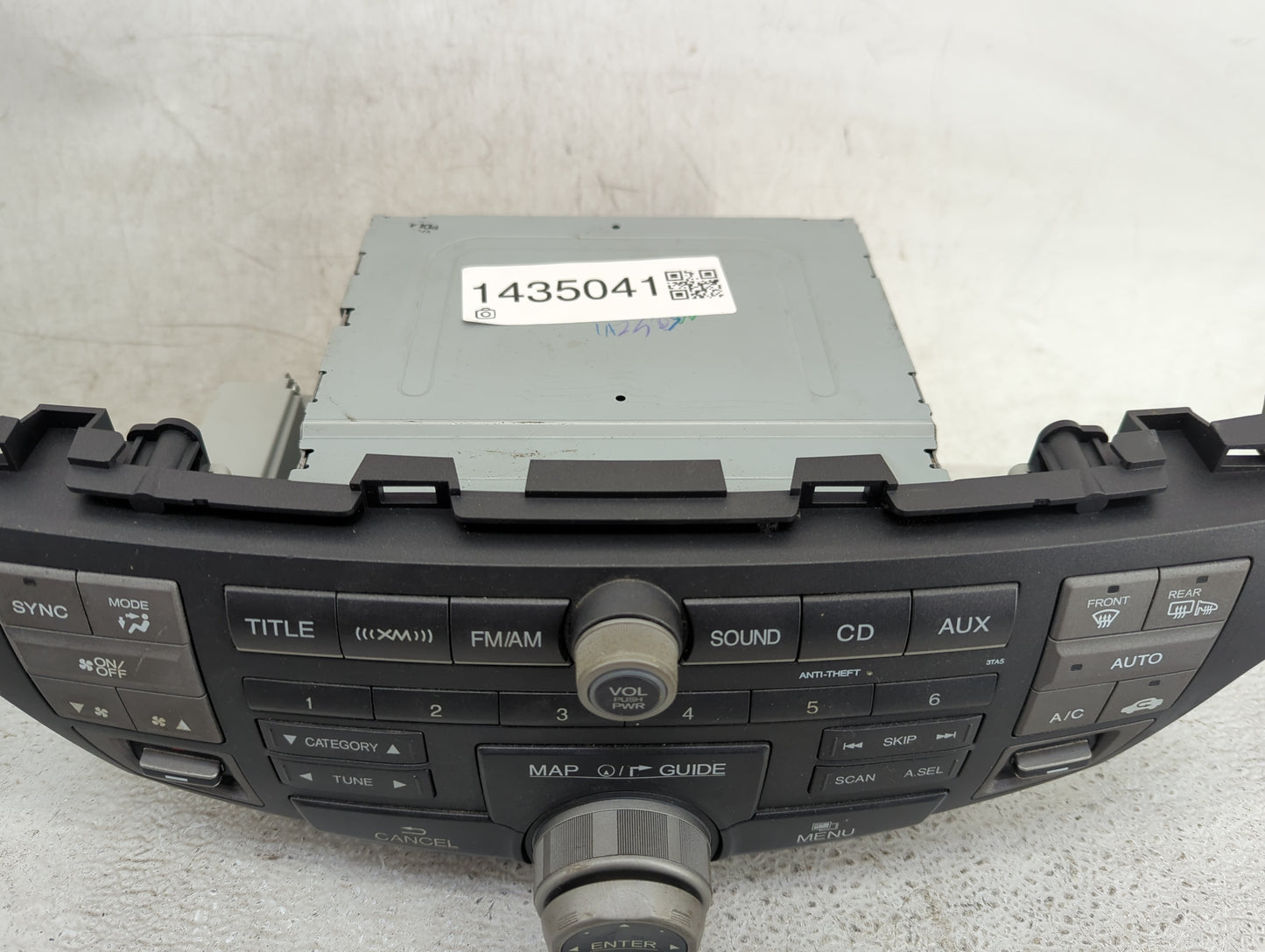 2012 Honda Crosstour Radio AM FM Cd Player Receiver Replacement P/N:79630TP6A110M1 CXE2174U023506 Fits OEM Used Auto Parts -