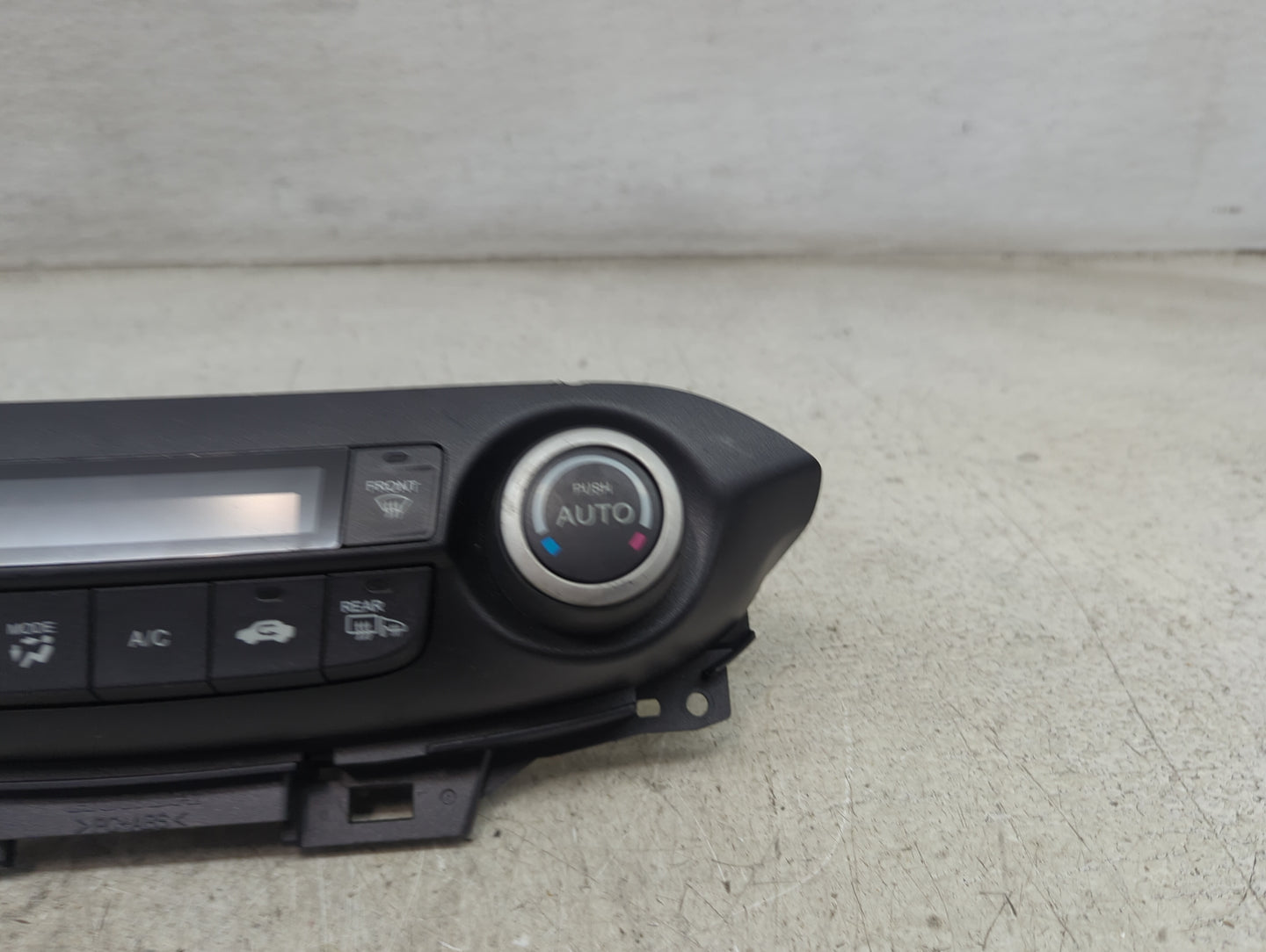 2012 Honda Crv Climate Control Module Temperature AC/Heater Replacement P/N:T0A-A41 AP01N Fits OEM Used Auto Parts - Oemused