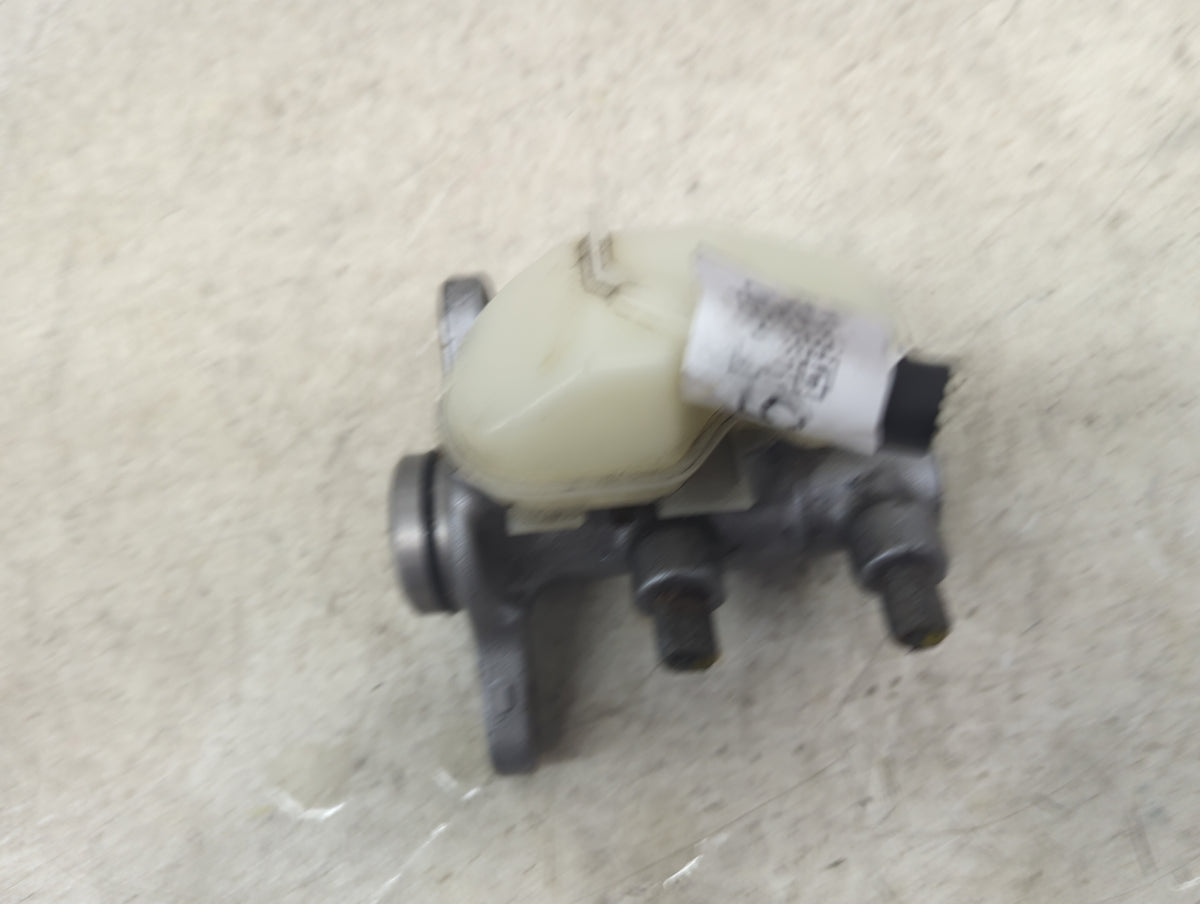 Honda Crv Brake Master Cylinder - Oemusedautoparts1.com