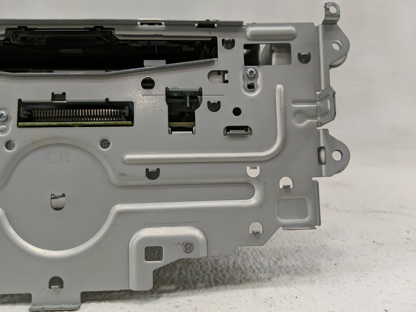 2009-2014 Honda Fit Radio AM FM Cd Player Receiver Replacement P/N:39100-TK6-A014-M1 39100-TG6-C100-XA Fits OEM Used Auto Pa
