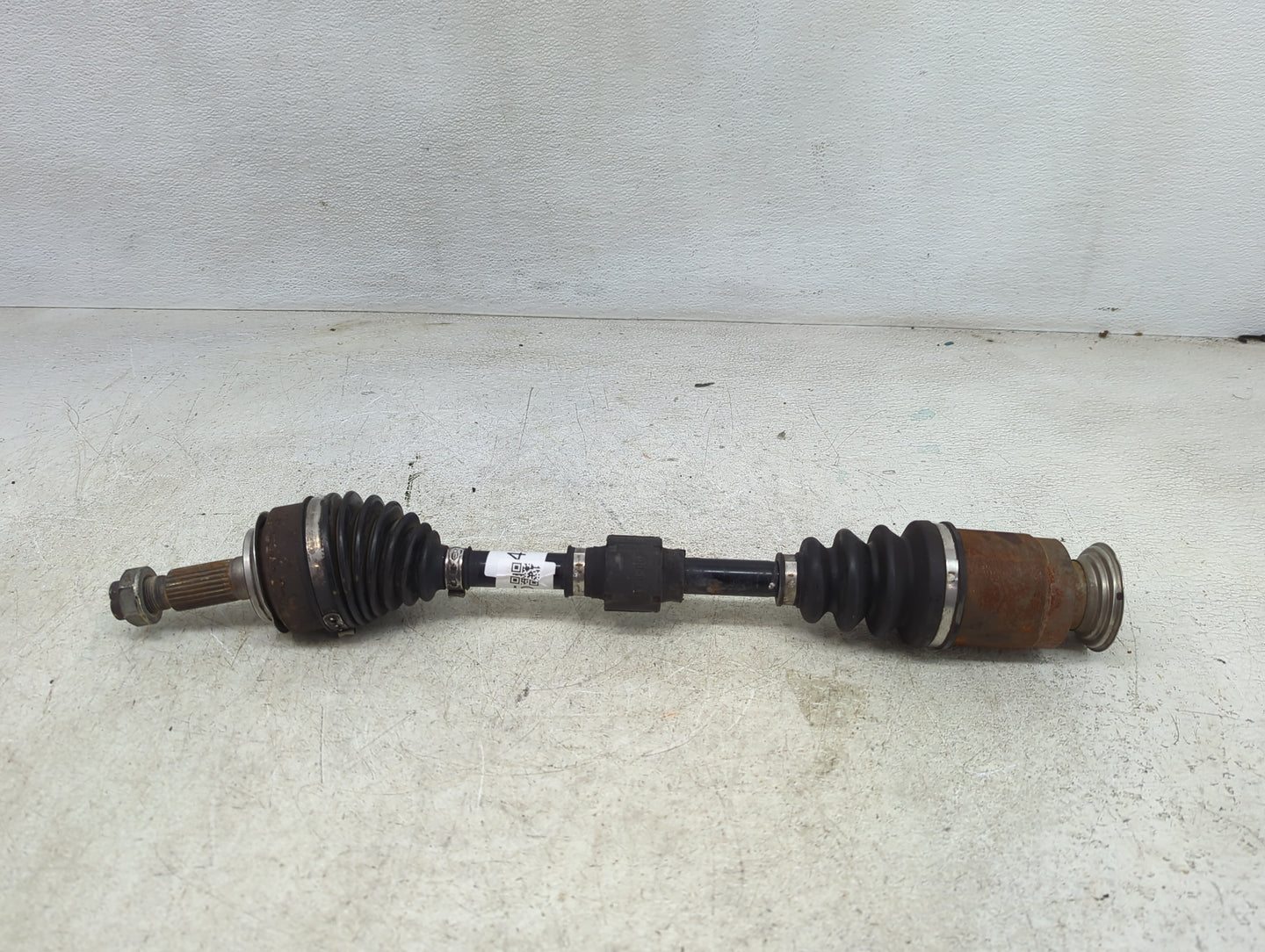 2009-2012 Honda Fit Axle Shaft Front Passenger Cv C/v - Oemusedautoparts1.com