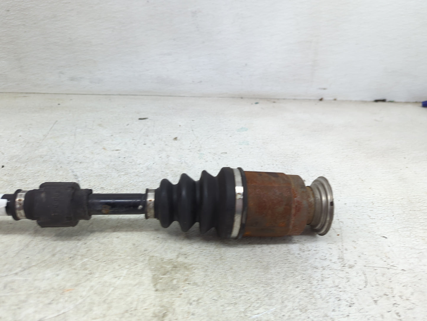 2009-2012 Honda Fit Axle Shaft Front Passenger Cv C/v - Oemusedautoparts1.com
