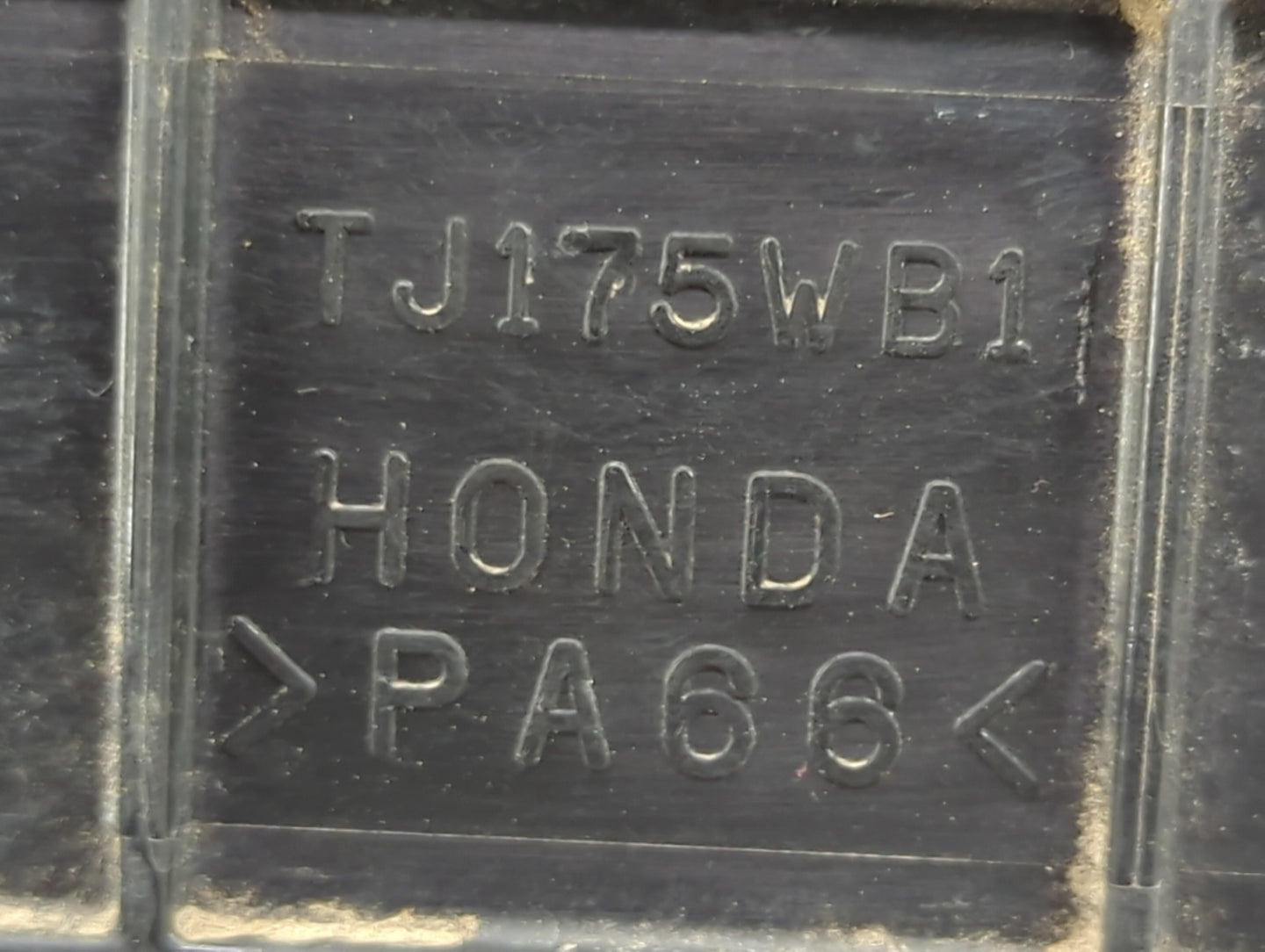 2012 Honda Fit Fuel Vapor Charcoal Canister 1467839 - Oemusedautoparts1.com