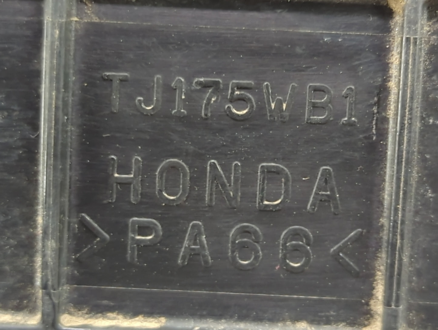 2012 Honda Fit Fuel Vapor Charcoal Canister 1467839 - Oemusedautoparts1.com
