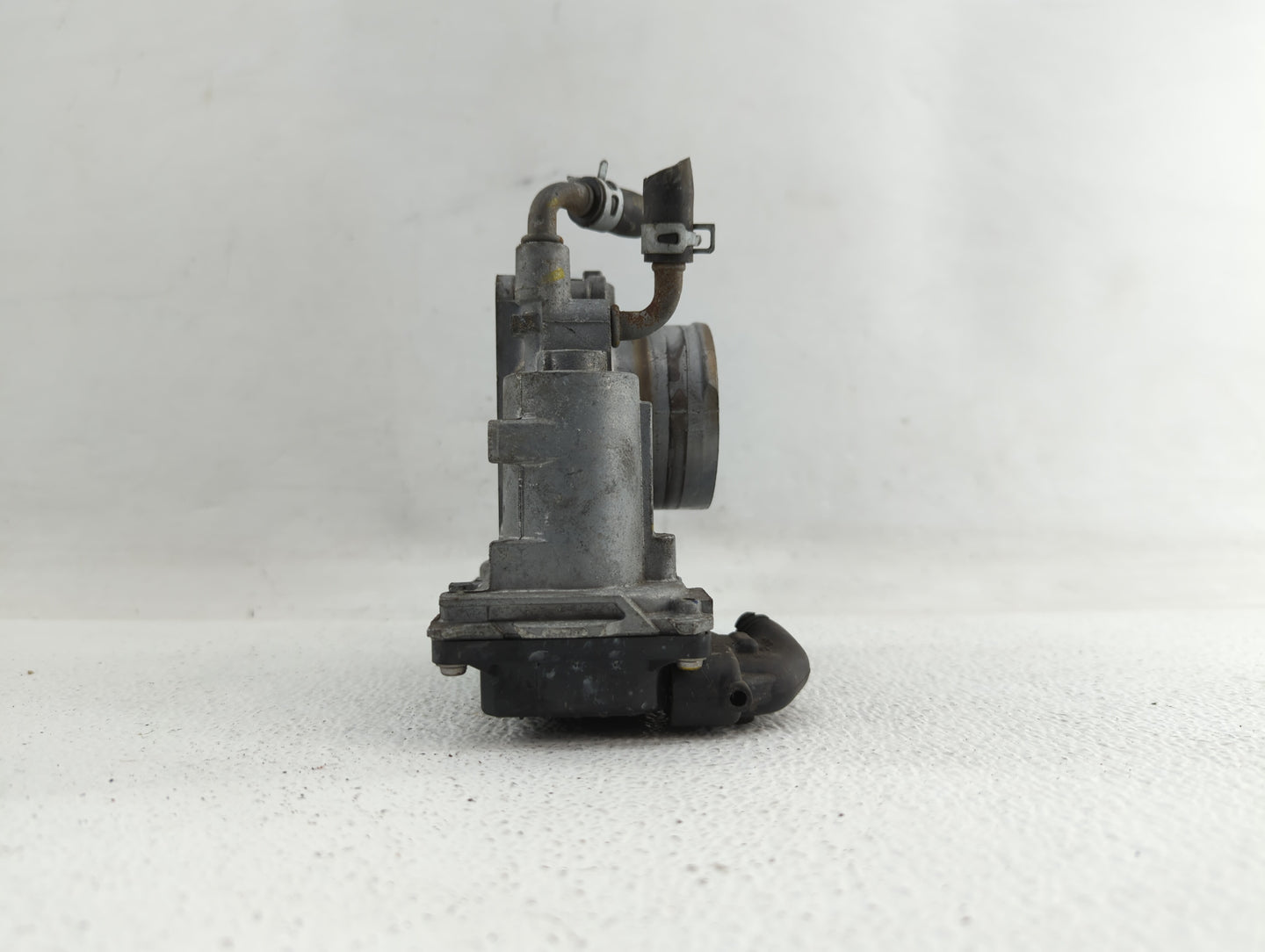 2016-2019 Honda Hr-V Throttle Body P/N:GMF3B Fits Fits 2012 2013 2014 2015 2016 2017 2018 2019 OEM Used Auto Parts - Oemused