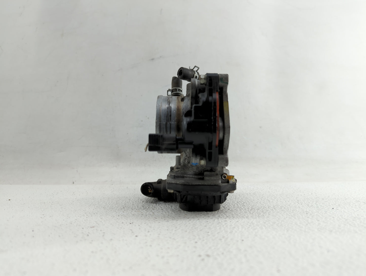 2016-2019 Honda Hr-V Throttle Body P/N:GMF3B Fits Fits 2012 2013 2014 2015 2016 2017 2018 2019 OEM Used Auto Parts - Oemused