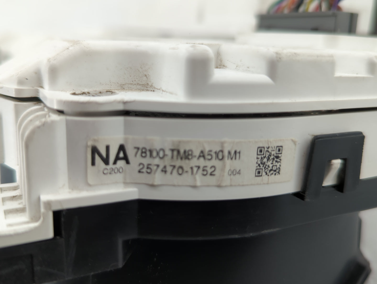 2012-2014 Honda Insight Instrument Cluster Speedometer Gauges P/N:78100-TM8-A510-M1 Fits Fits 2012 2013 2014 OEM Used Auto P