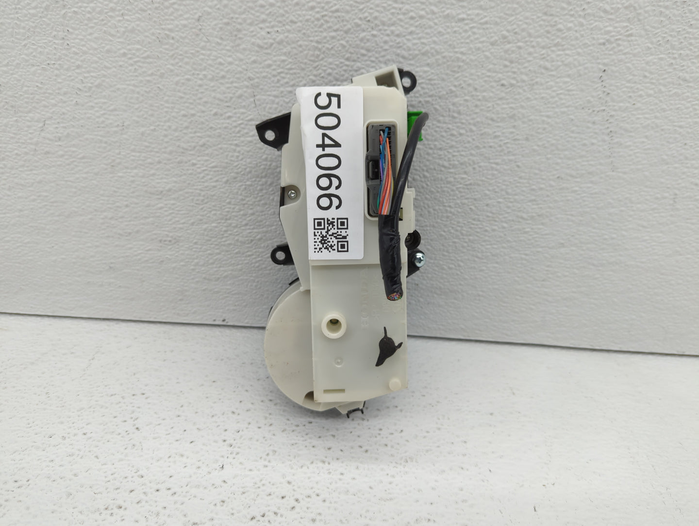 2012-2014 Honda Insight Climate Control Module Temperature AC/Heater Replacement Fits Fits 2012 2013 2014 OEM Used Auto Part