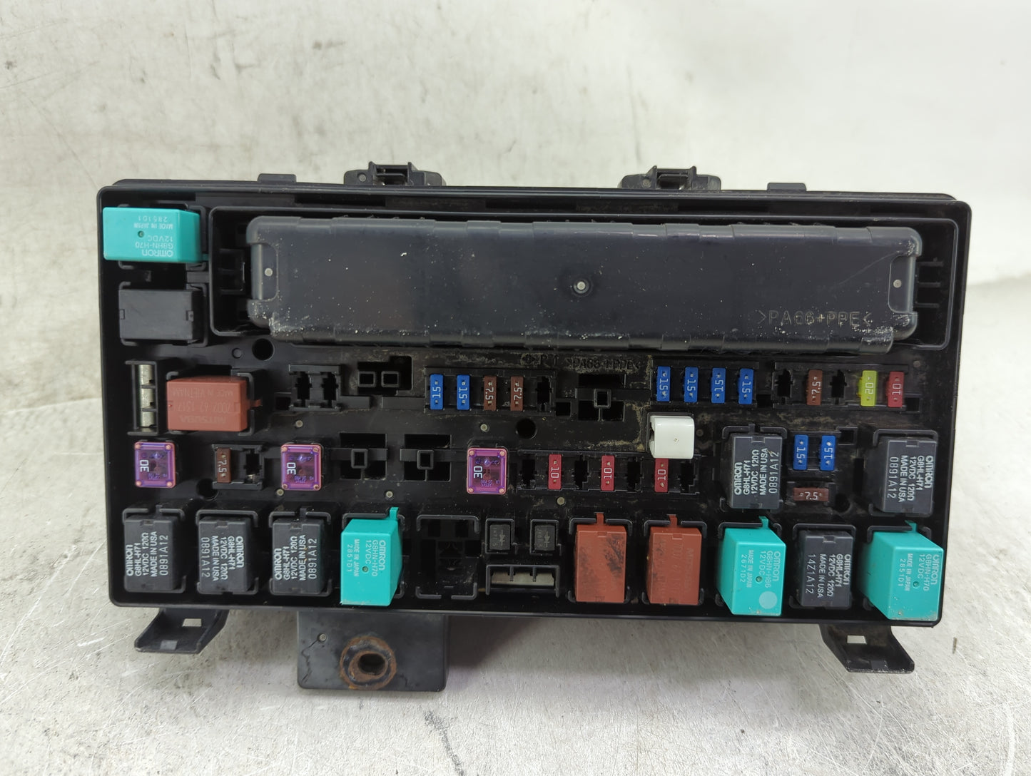 2012 Honda Odyssey Fusebox Fuse Box Panel Relay Module Fits OEM Used Auto Parts - Oemusedautoparts1.com