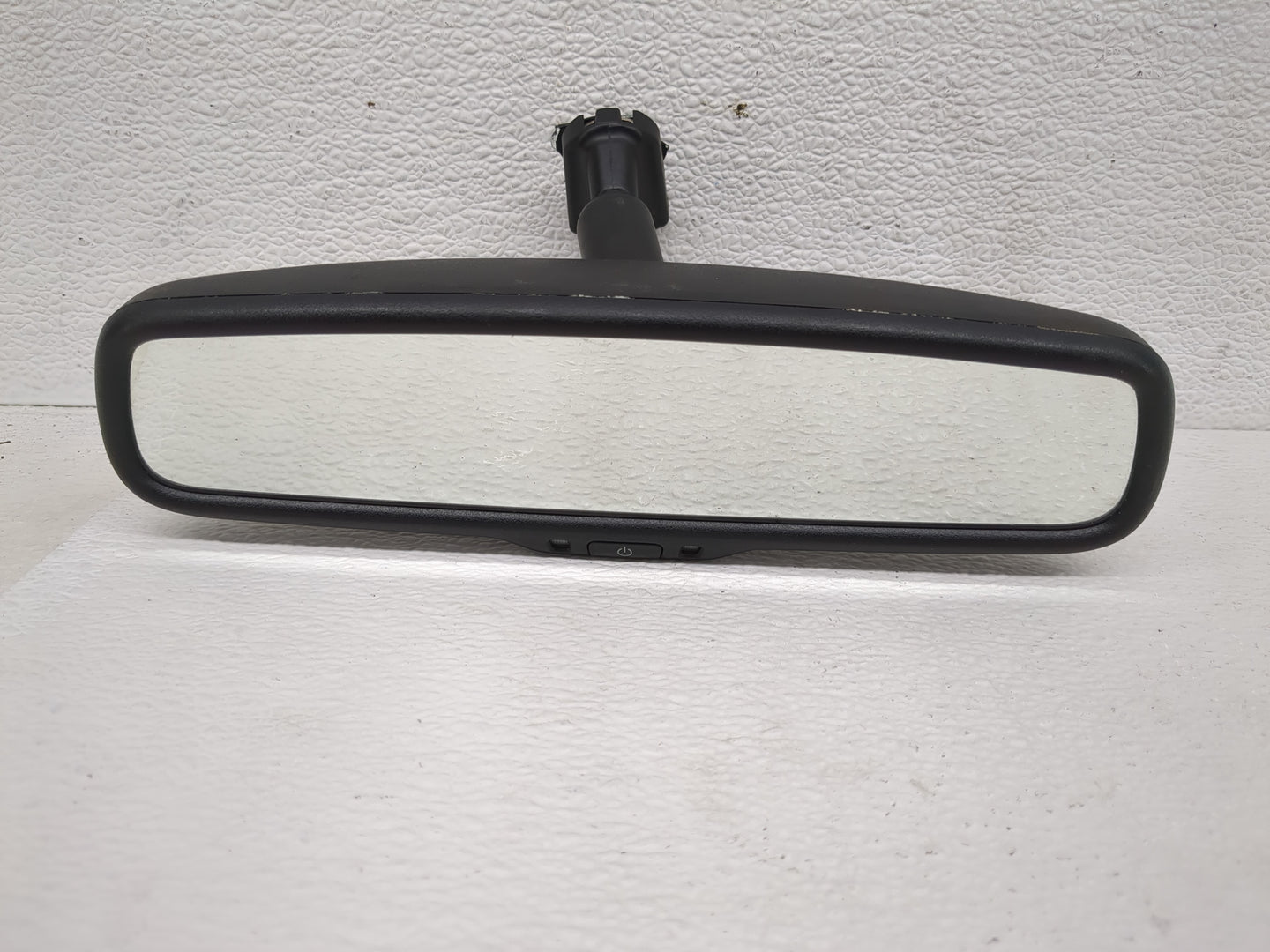2011-2012 Honda Odyssey Interior Rear View Mirror Replacement OEM P/N:E11026001 Fits Fits 2009 2010 2011 2012 2013 2014 OEM 