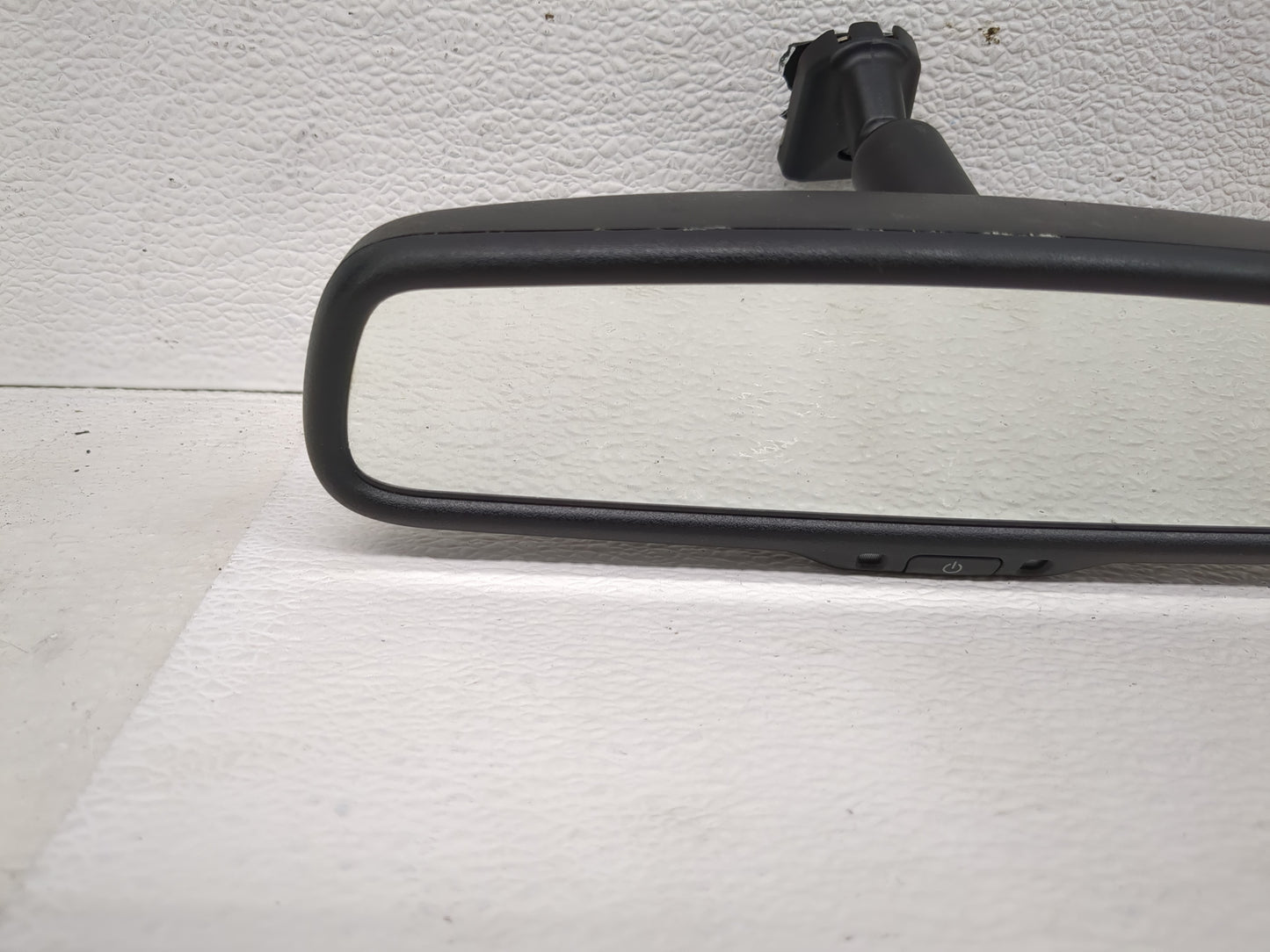 2011-2012 Honda Odyssey Interior Rear View Mirror Replacement OEM P/N:E11026001 Fits Fits 2009 2010 2011 2012 2013 2014 OEM 