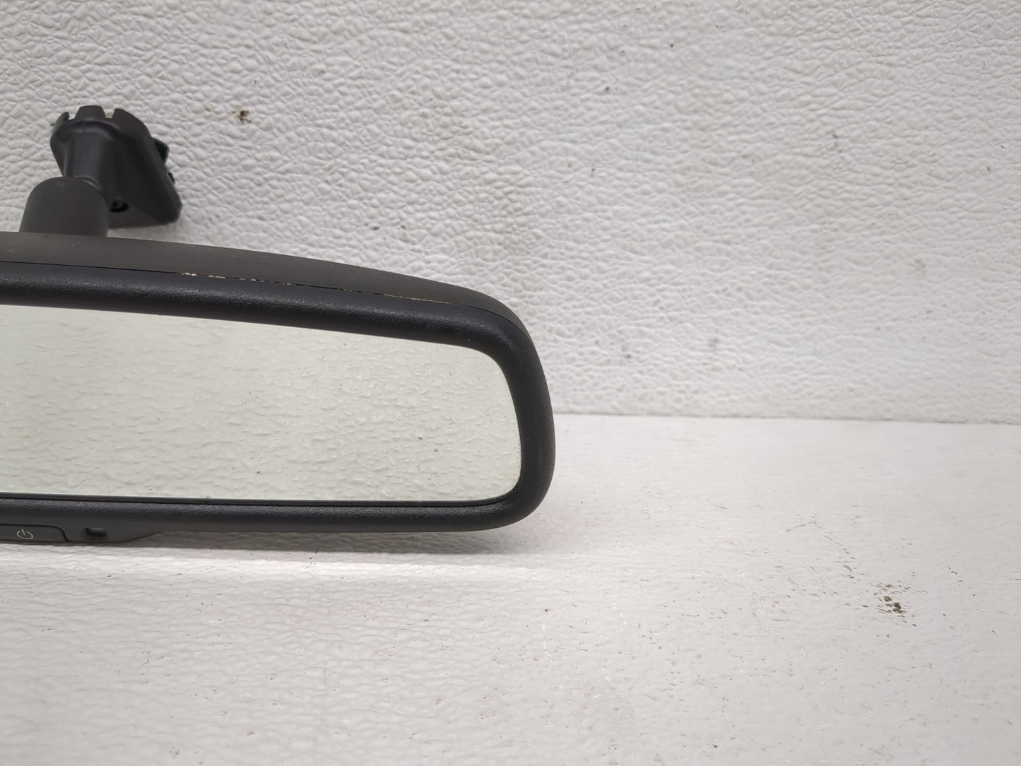 2011-2012 Honda Odyssey Interior Rear View Mirror Replacement OEM P/N:E11026001 Fits Fits 2009 2010 2011 2012 2013 2014 OEM 