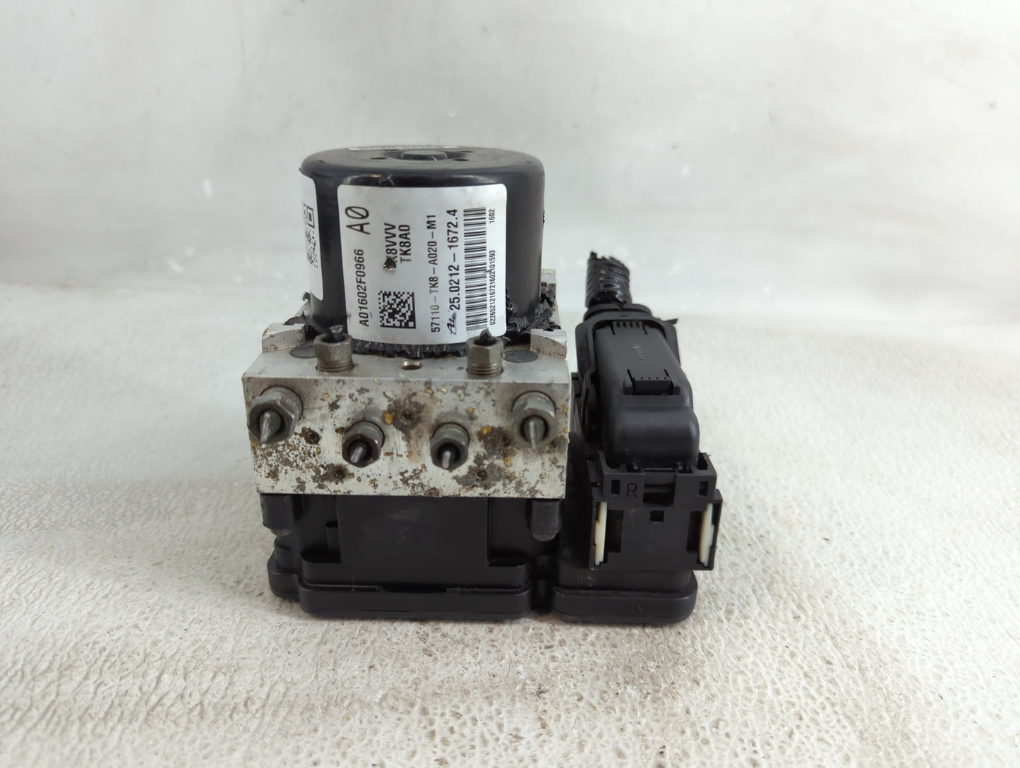 2011-2013 Honda Odyssey ABS Pump Control Module Replacement P/N:57110-TK8-A020-M1 Fits Fits 2011 2012 2013 OEM Used Auto Par
