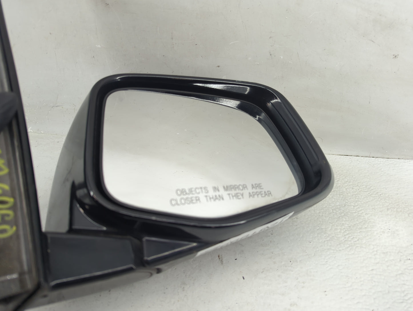 2011-2013 Honda Odyssey Passenger Side View Mirror - Right Door Mirror OEM Used - Oemusedautoparts1.com