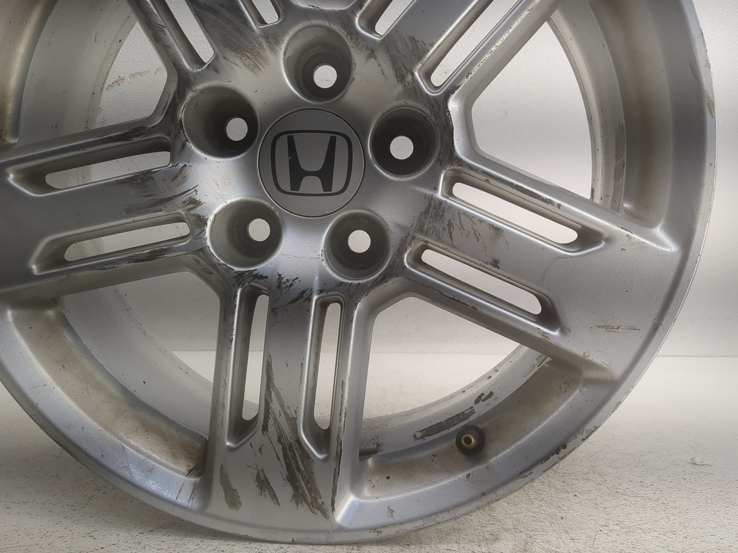2011-2013 Honda Odyssey Oem Wheel Rim - Oemusedautoparts1.com