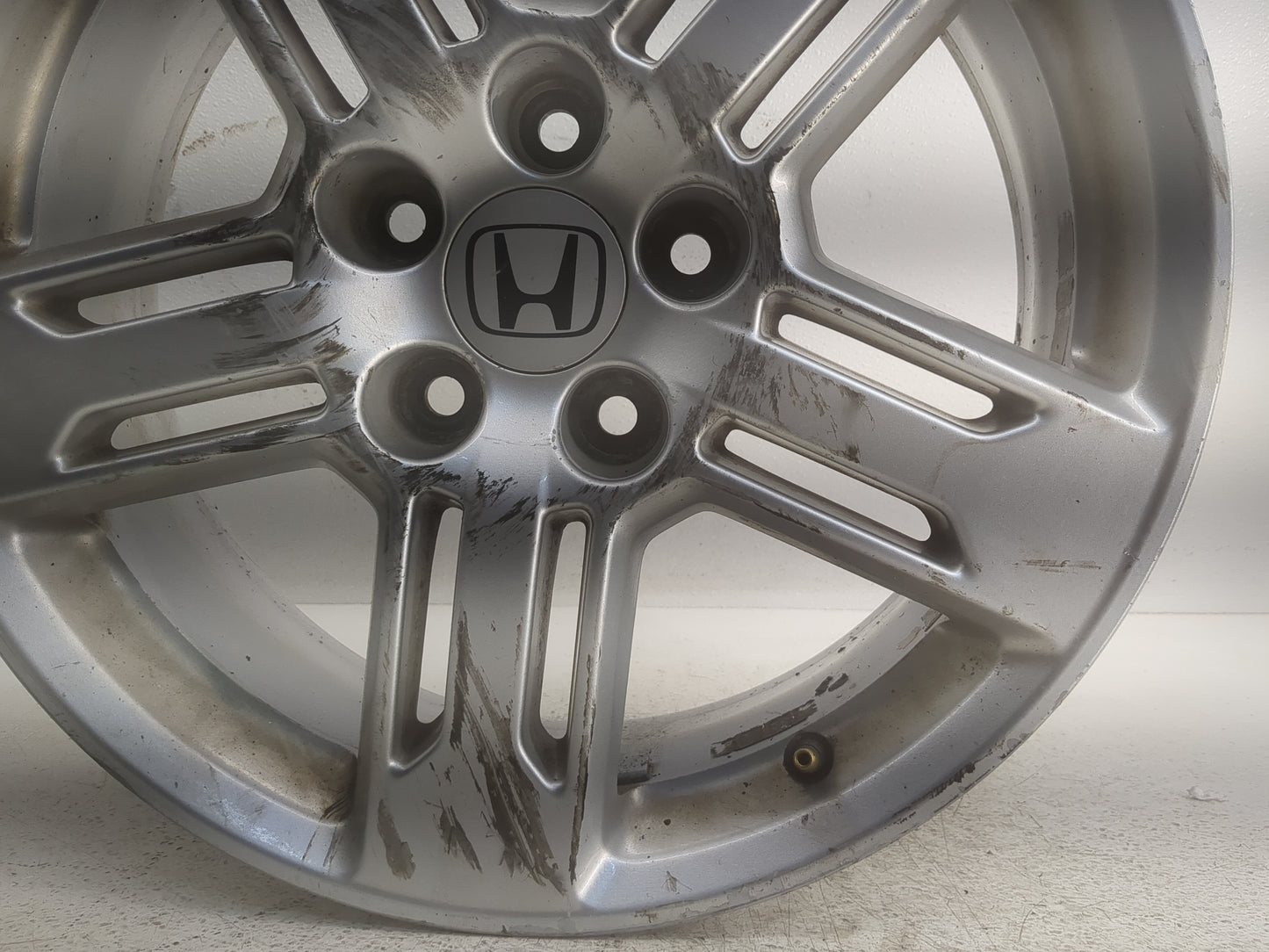 2011-2013 Honda Odyssey Oem Wheel Rim - Oemusedautoparts1.com