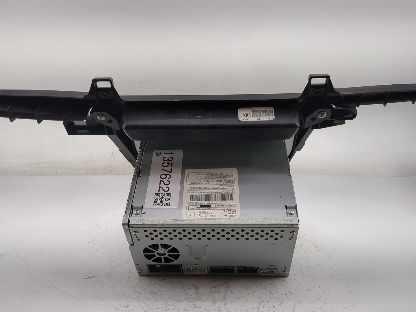 2011-2013 Honda Odyssey Radio AM FM Cd Player Receiver Replacement P/N:39100-TK8-A320 Fits Fits 2011 2012 2013 OEM Used Auto