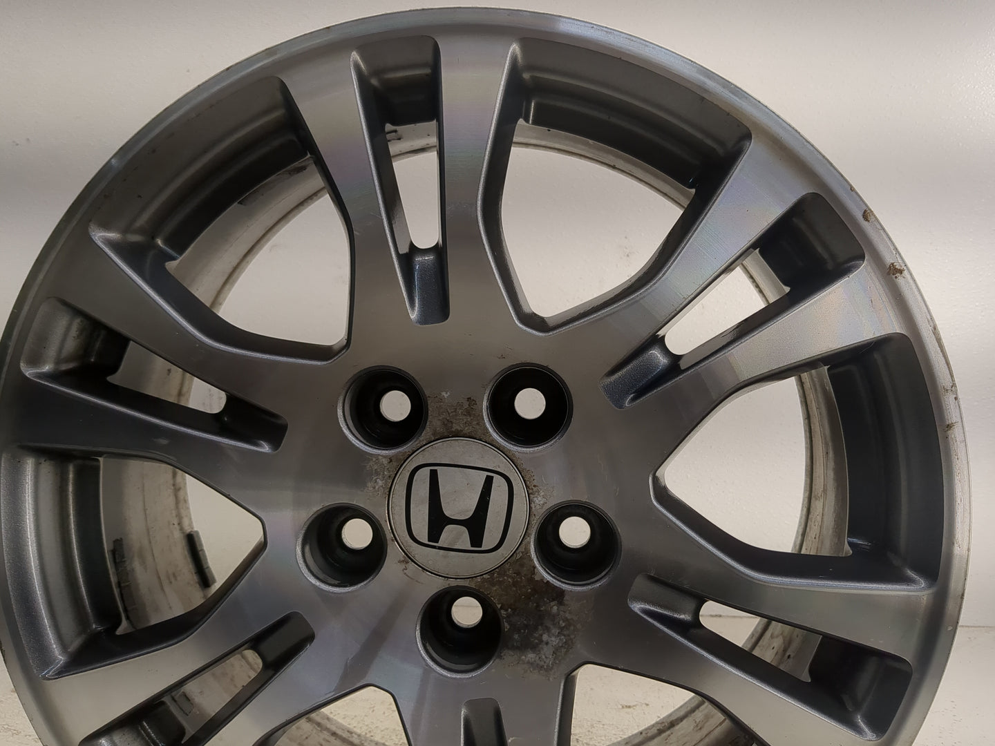 2011-2013 Honda Odyssey Oem Wheel Rim 1361814 - Oemusedautoparts1.com