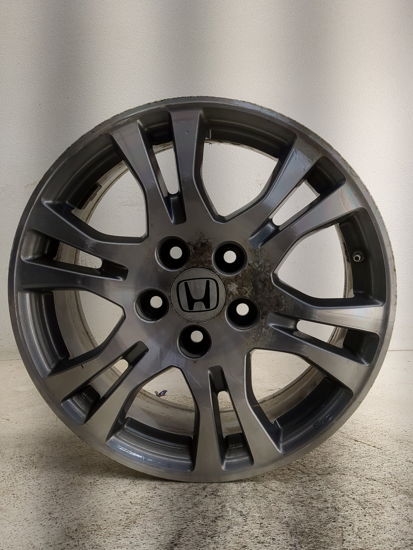 2011-2013 Honda Odyssey Oem Wheel Rim - Oemusedautoparts1.com