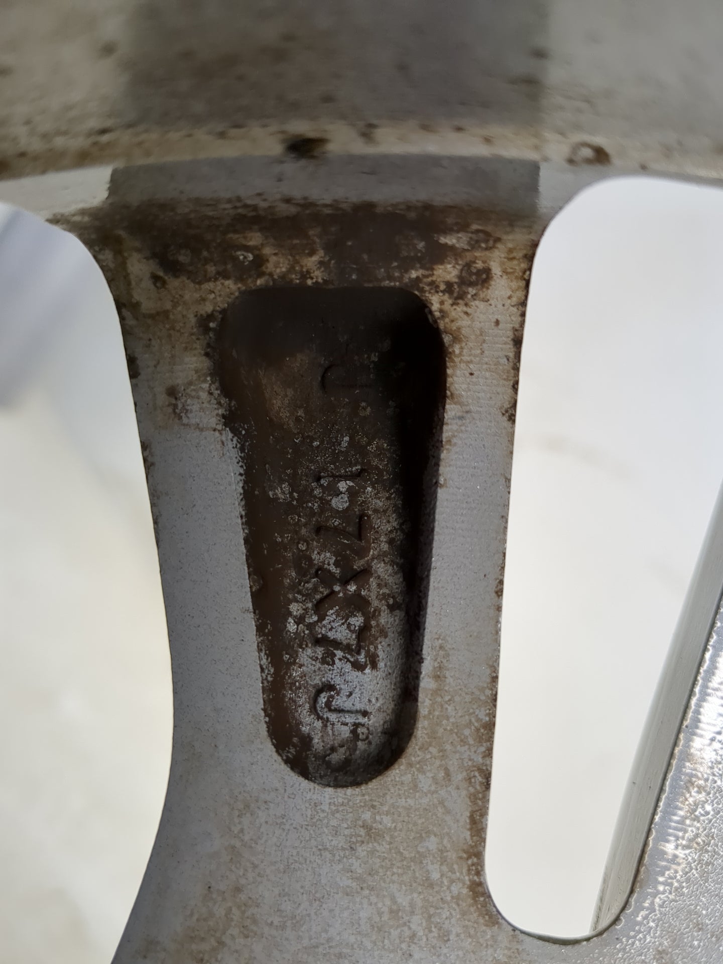 2011-2013 Honda Odyssey Oem Wheel Rim 1361815 - Oemusedautoparts1.com