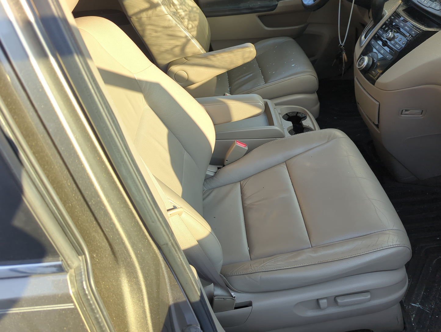 2011-2013 Honda Odyssey Passenger Front Seat Oem - Oemusedautoparts1.com