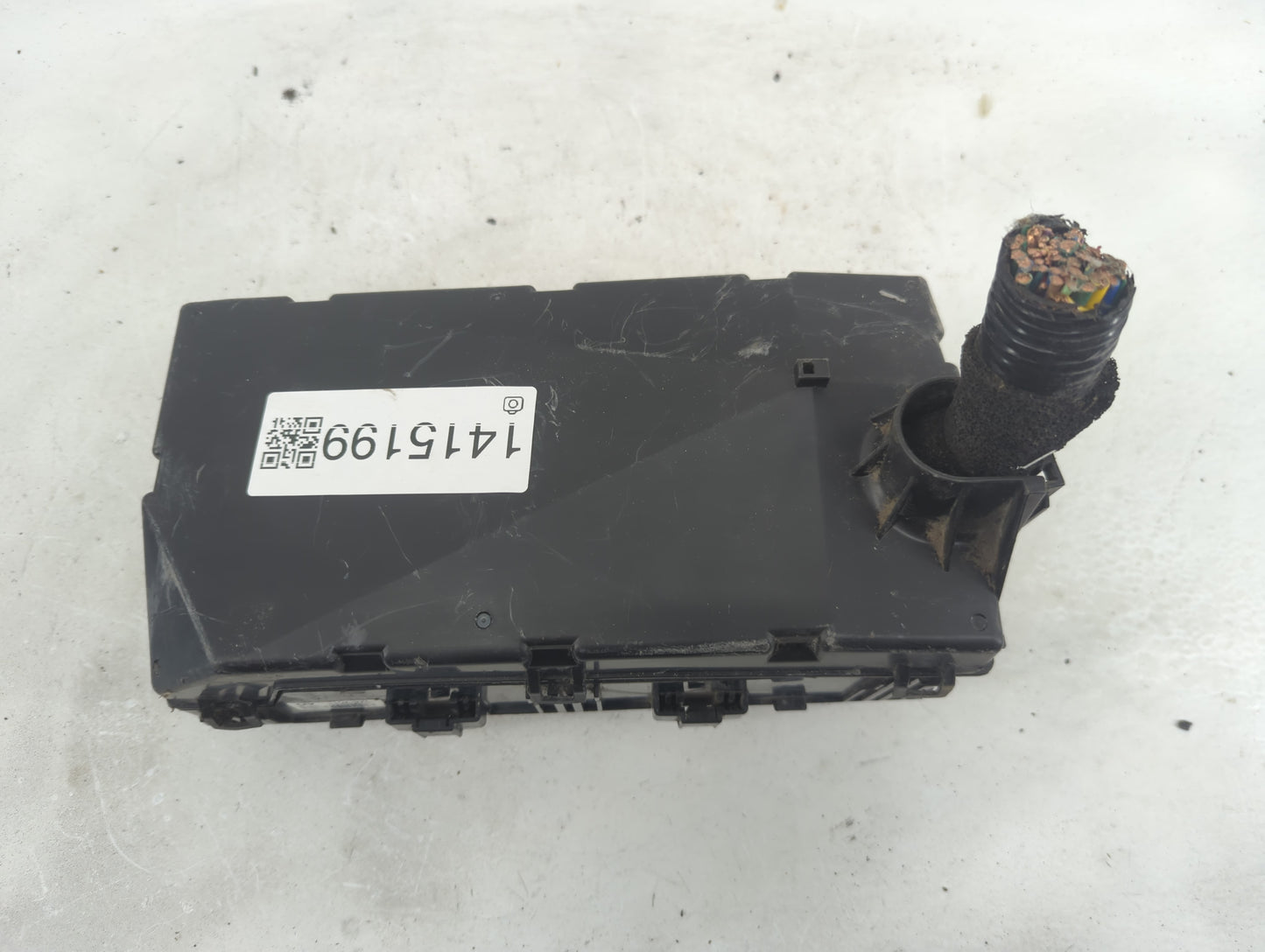 2012 Honda Odyssey Fusebox Fuse Box Panel Relay Module P/N:TK8-A011 A0 Fits OEM Used Auto Parts - Oemusedautoparts1.com