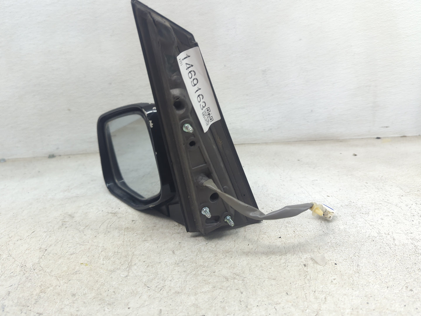 2011-2013 Honda Odyssey Driver Side View Mirror - Left Door Mirror OEM Used - Oemusedautoparts1.com