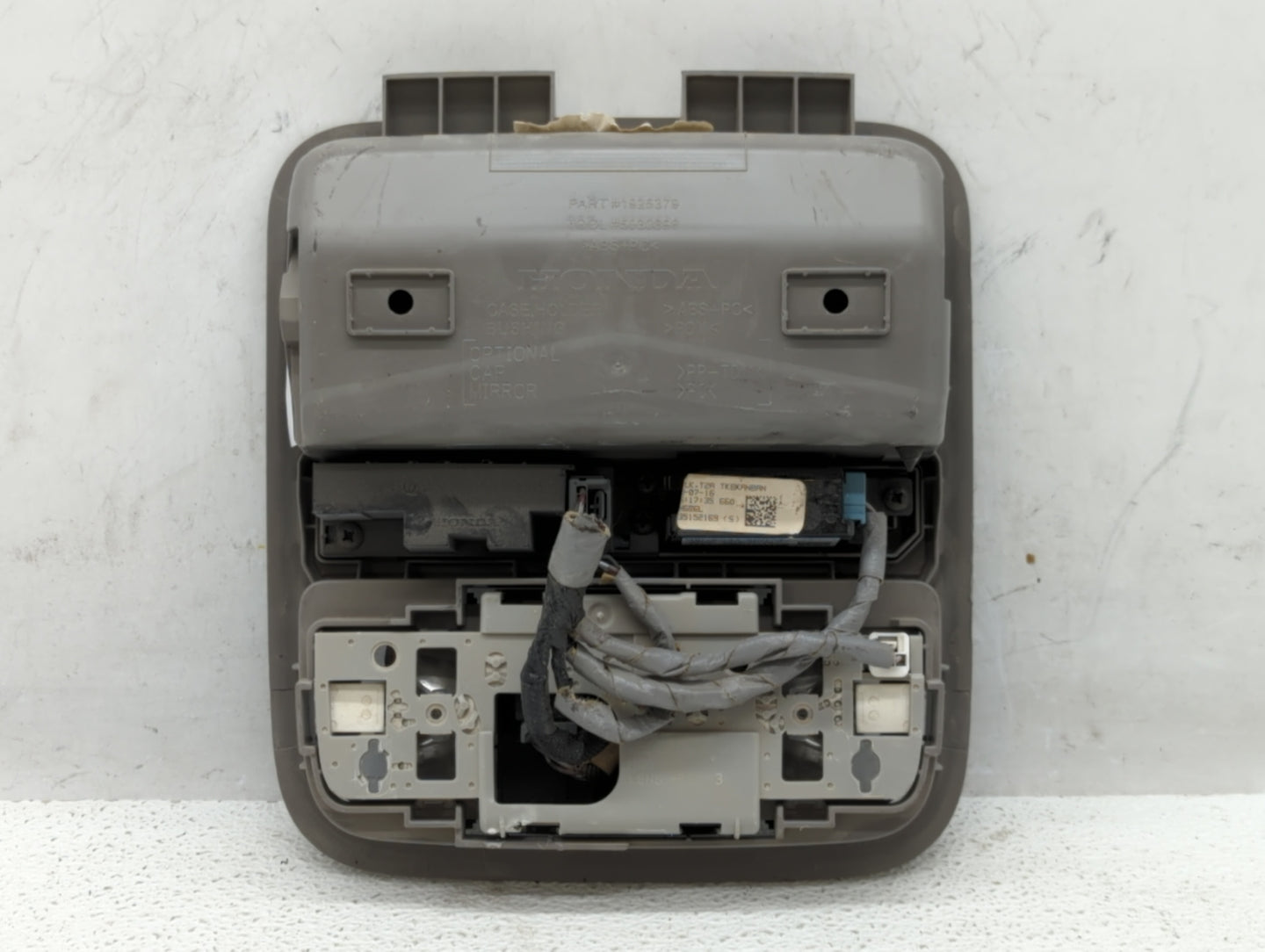 2012 Honda Odyssey Overhead Roof Console - Oemusedautoparts1.com