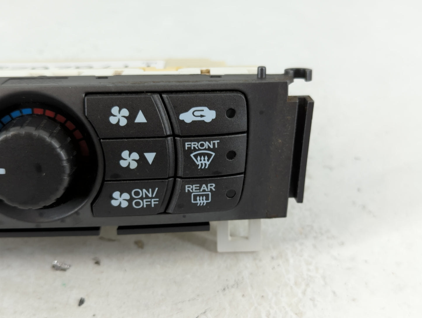 2012 Honda Pilot Climate Control Module Temperature AC/Heater Replacement P/N:NH658L Fits OEM Used Auto Parts - Oemusedautop