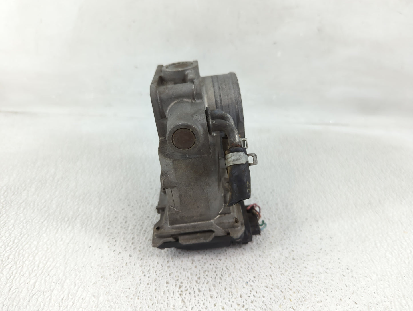 2009-2015 Honda Pilot Throttle Body P/N:GMC1E Fits Fits 2009 2010 2011 2012 2013 2014 2015 2016 2017 OEM Used Auto Parts - O