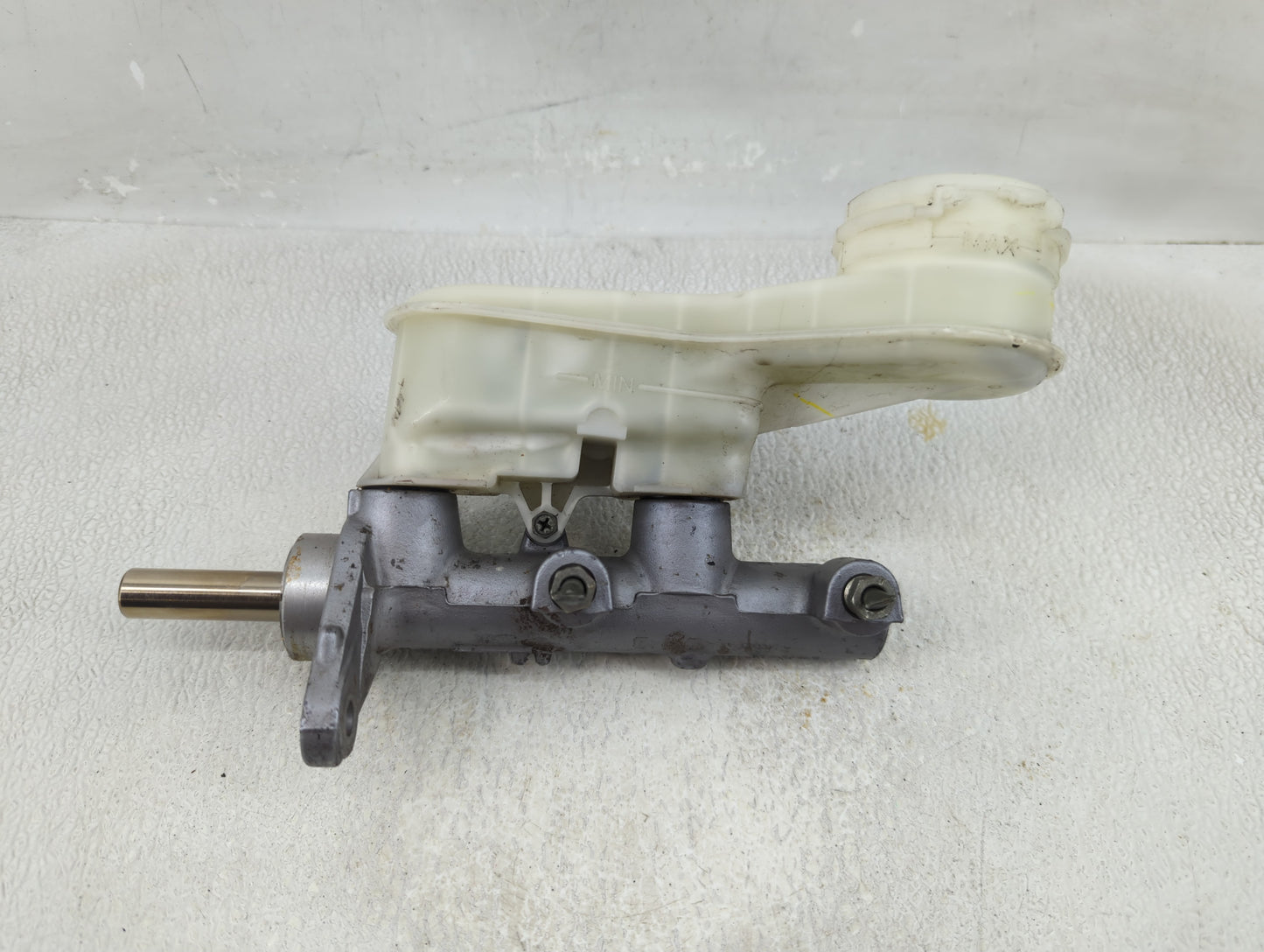 2009-2015 Honda Pilot Brake Master Cylinder - Oemusedautoparts1.com