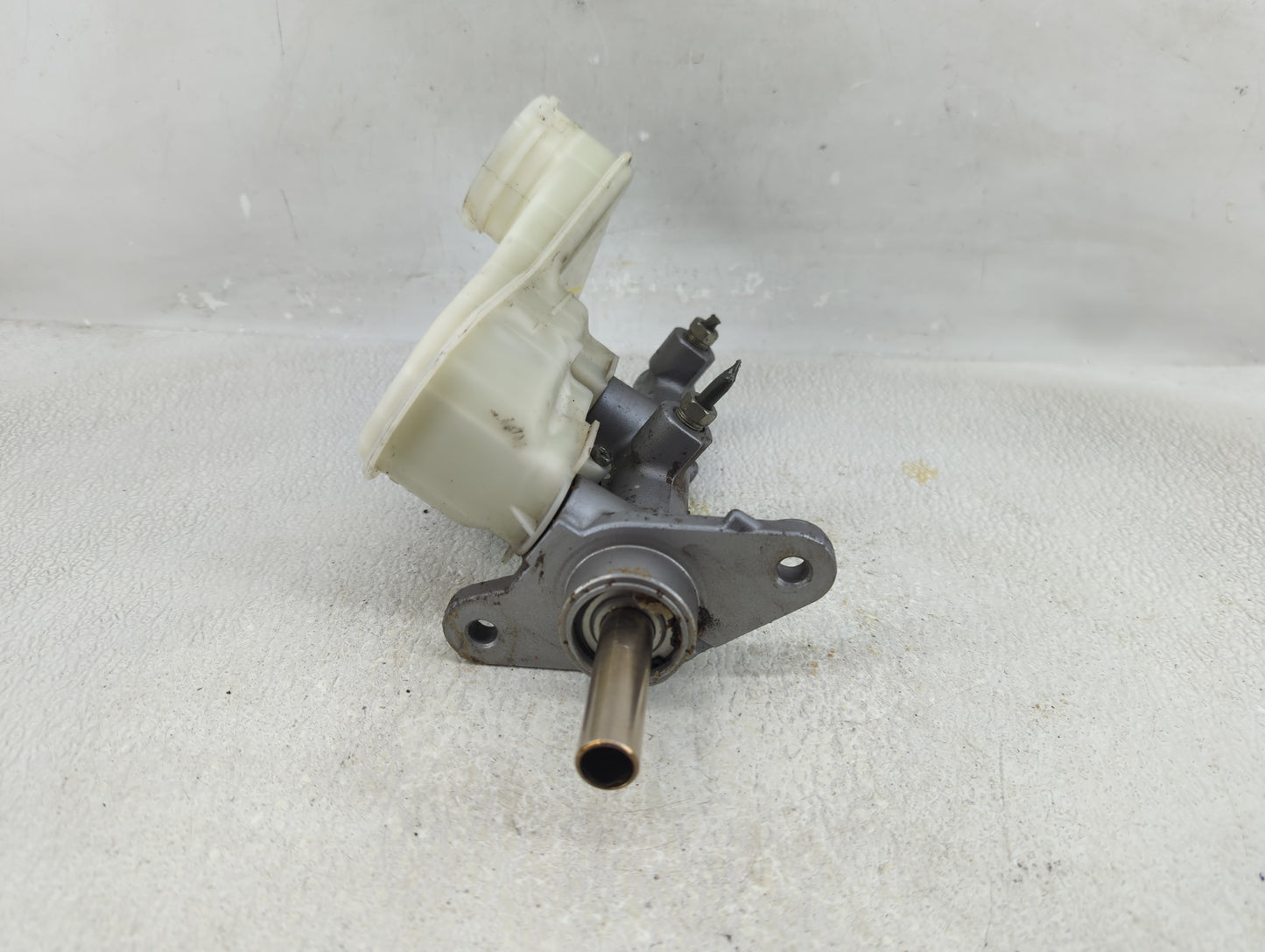 2009-2015 Honda Pilot Brake Master Cylinder - Oemusedautoparts1.com