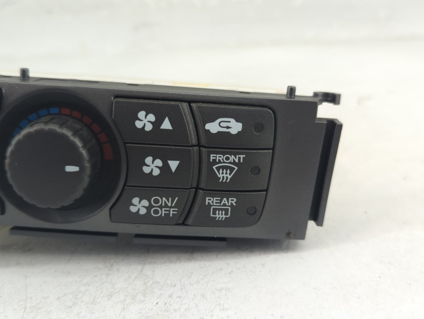 2012 Honda Pilot Climate Control Module Temperature AC/Heater Replacement P/N:79500SZAA110M1 Fits OEM Used Auto Parts - Oemu