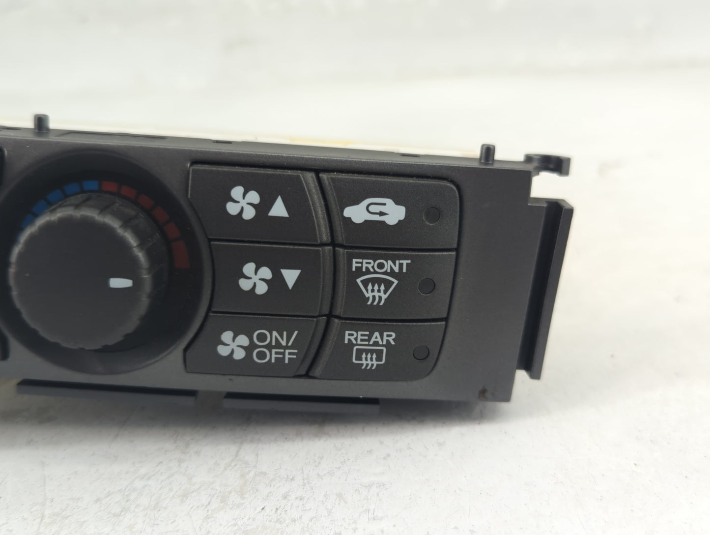 2012 Honda Pilot Climate Control Module Temperature AC/Heater Replacement P/N:79500SZAA110M1 Fits OEM Used Auto Parts - Oemu