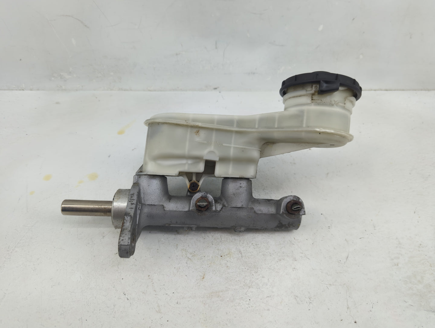 2009-2015 Honda Pilot Brake Master Cylinder - Oemusedautoparts1.com