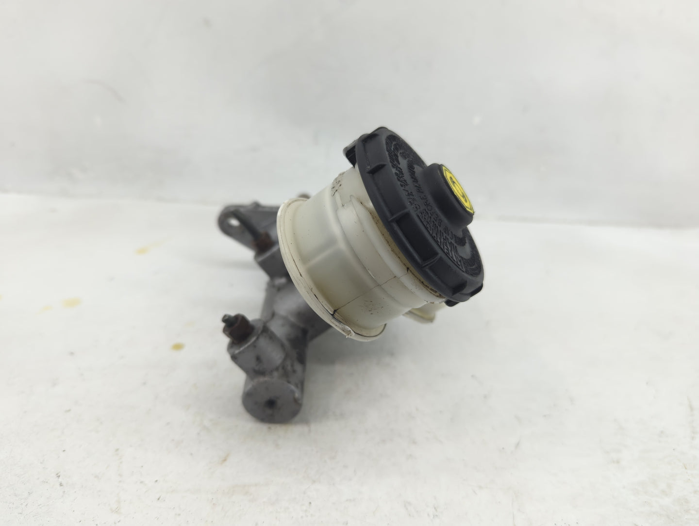 2009-2015 Honda Pilot Brake Master Cylinder - Oemusedautoparts1.com